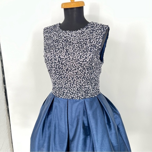 Monique‎ Lhuillier Embellished Fit and Flare Sparkle Navy Blue Tulle Cocktail 8 - Picture 3 of 15